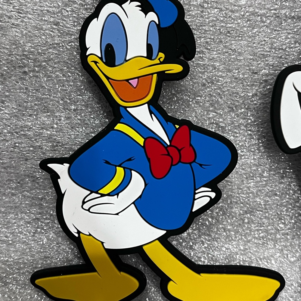 Disney Mickey and Friends Donald & Daisy luggage Bag Tags - Blue and Purple - Picture 2 of 4
